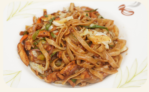 PAD THAI CHICKEN NOODLES